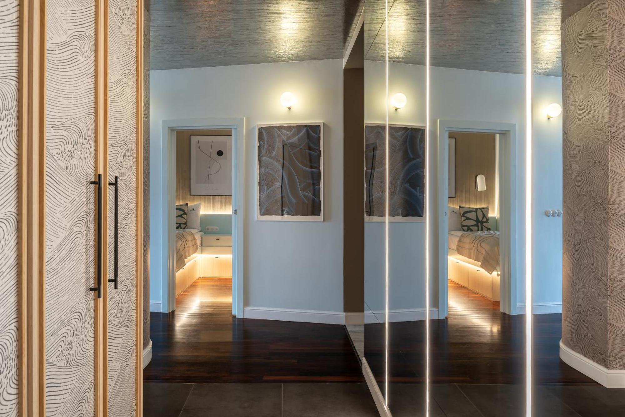 Premium In Old Town Marina View By Lion Apartament